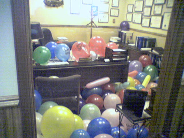How Many Balloons Are Needed To Fill An Office Update Now